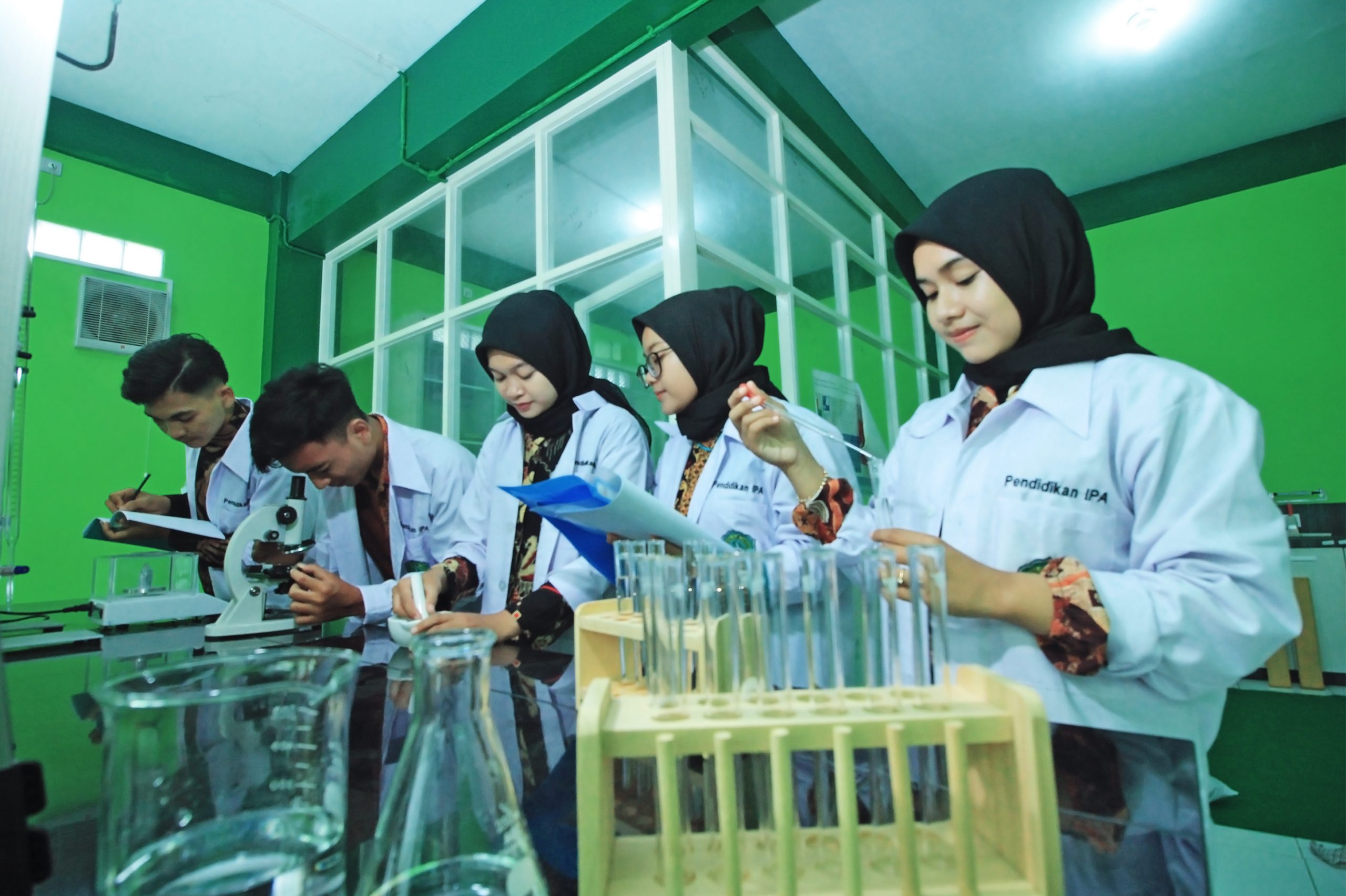 Sains